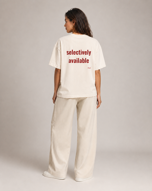 SELECTIVELY AVAILABLE — T-SHIRT CREAM